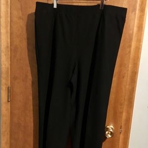2X  // black pants